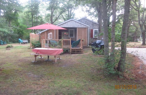 West Hyannisport House | Cute, Clean & Conveniently Located & Pets Welcomed