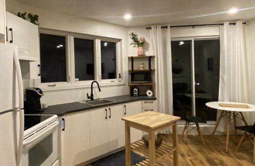 Saint-Romuald Apartment | Cute & clean little appartement!