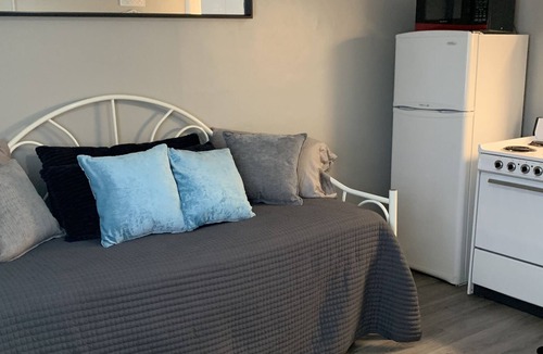 Fort Shawnee Apartment | Cute & Comfy Efficiency Apartment #9