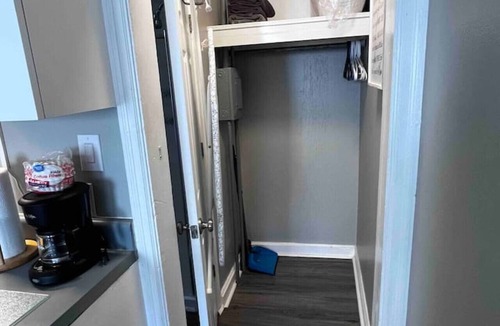 Saint Johns Apartment | Cute & Comfy Efficiency Apartment #9