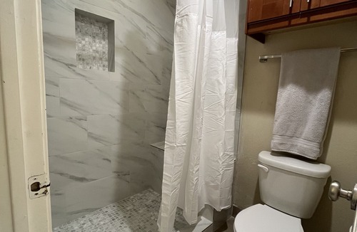 Allandale Condo | Cute & Convenient One Bedroom in North/Central Austin