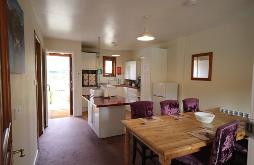 Mainland Apartment | Cute cottage in the Mountains