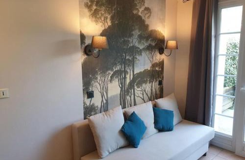 Marciac House | Cute Cottage with Pool at Marciac Lake