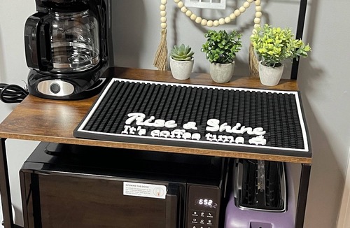 Woonsocket Apartment | Cute & Cozy 1BR Woonsocket Stay