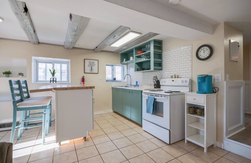 Westford Apartment | Cute & Cozy Pet Friendly 1BR w/Fenced Yard, Firepit & Gardens