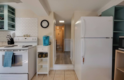 Westford Apartment | Cute & Cozy Pet Friendly 1BR w/Fenced Yard, Firepit & Gardens