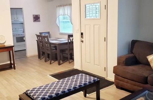 West Eaton House | CUTE & COZY TOO