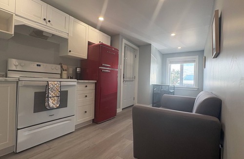 Moncton Villa | Cute & Cozy Villa Condo