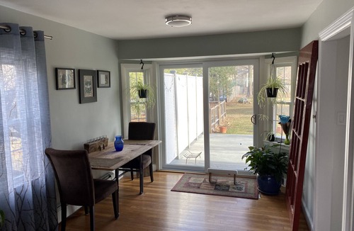 Andover Cottage | Cute downtown cottage - highly desired