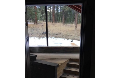 Evergreen Cabin | Cute Evergreen Cabin Gem