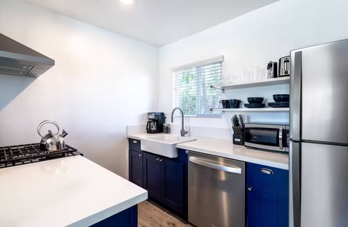 Desert Hot Springs Apartment | Cute Full Kitchen Studio