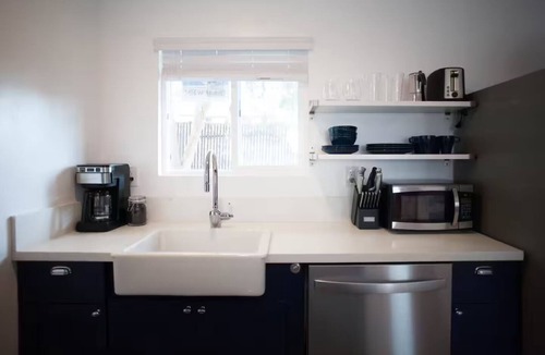Desert Hot Springs Apartment | Cute Full Kitchen Studio