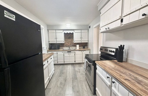 Tri-Cities House | Cute Humble Adobe in Kennewick