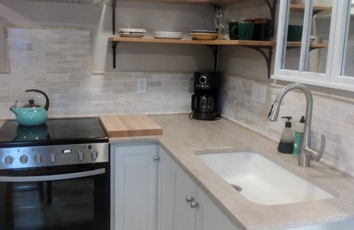 Auburn Apartment | Cute Intown suite