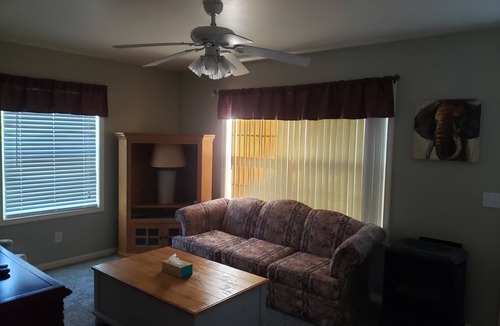 Alexandria Bay House | Cute little 3 bedroom house close to Downtown Alex Bay