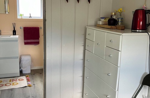 Taupo Apartment | Cute little hide out, peaceful, private