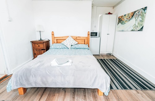 Walberswick Cabin | CUTE MINI-STUDIO IN WALBERSWICK