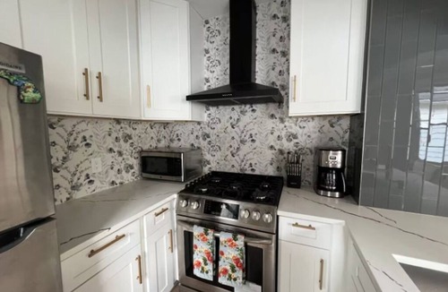 Ferndale House | Cute Modern Home with basement
