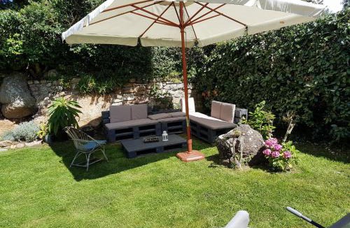 Fermanville House | Cute Normandy Chaleureuse Maison au Cap Levi