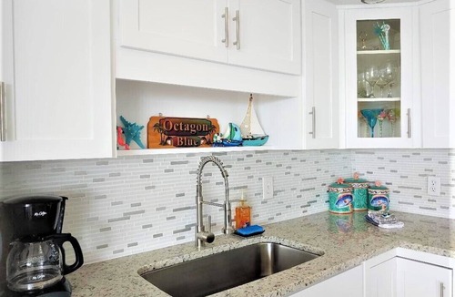 South Ponte Vedra Beach House | Cute Oceanfront House with Almost Private Beach 8 min to Downtown St Augustine