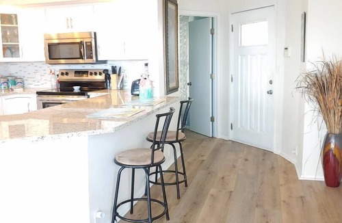 South Ponte Vedra Beach House | Cute Oceanfront House with Almost Private Beach 8 min to Downtown St Augustine