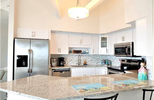 South Ponte Vedra Beach House | Cute Oceanfront House with Almost Private Beach 8 min to Downtown St Augustine