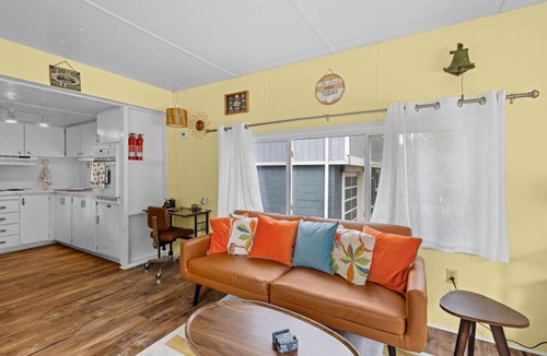 Rockaway Beach House | Cute Pet Friendly Home With Firepit