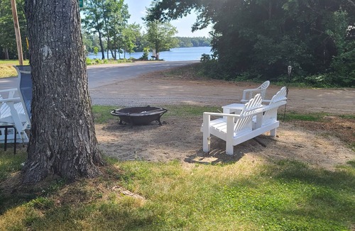 Moultonborough House | Cute romantic studio