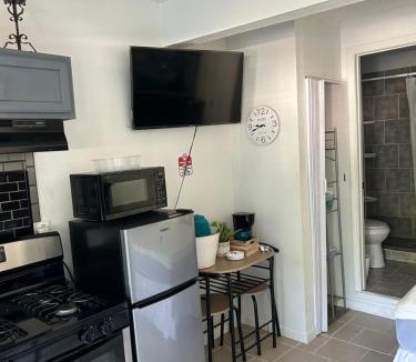 Lithonia Apartment | Cute Studio in Arbor Links