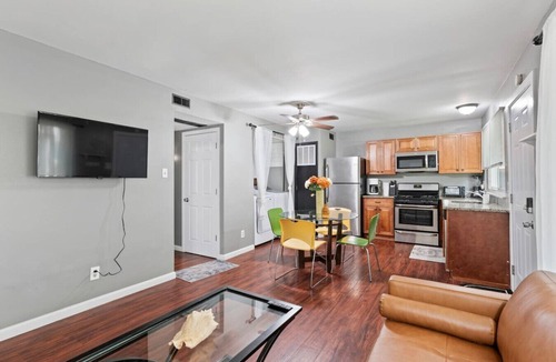 Barnhart Villa | Cute town house with fenced backyard