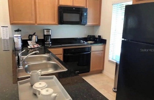 Sunset Lakes House | Cute townhome in Encantada Resort near Disney!.