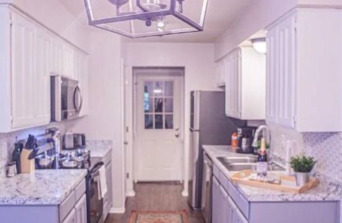 Crowley House | Cute Townhome South of Fort Worth