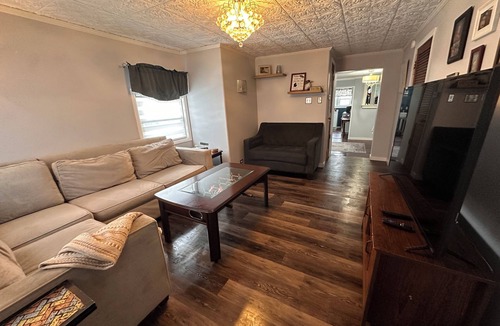 Bay City House | Cute West Side Home