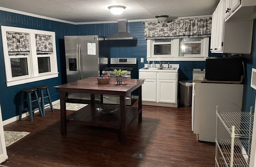 Bay City House | Cute West Side Home