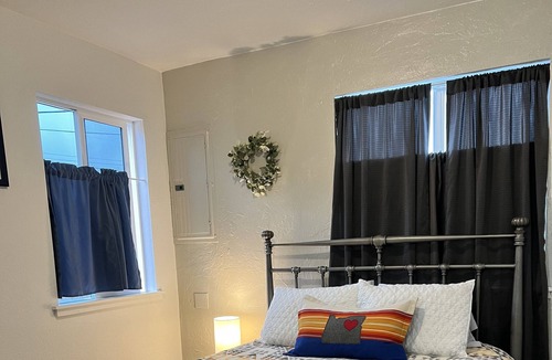 La Grande House | CuteBungalow-PetFriendly!