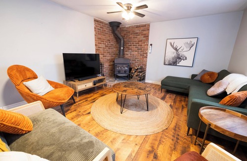 Sauble Beach House | cutest home in Sauble - 5 min. walk to the beach!