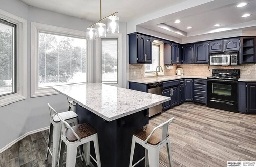 Omaha House | Cutie On The Corner