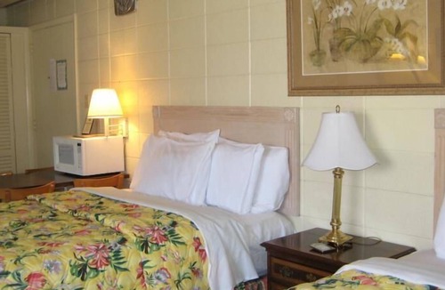 Northeast Virginia Beach Hotel | Cutty Sark Efficiencies