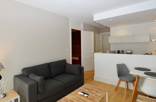 Moliere - Edgard Quinet Apartment | Cuvier - Appart'Ambiance