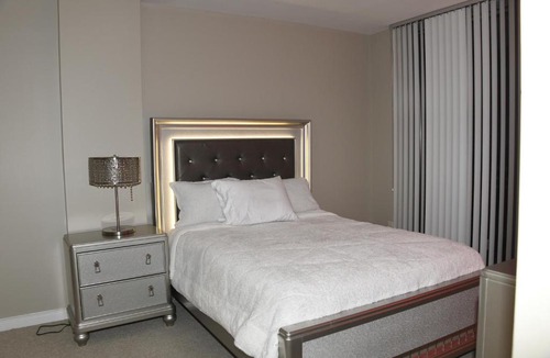 Aurora Highlands Apartment | CW@Home