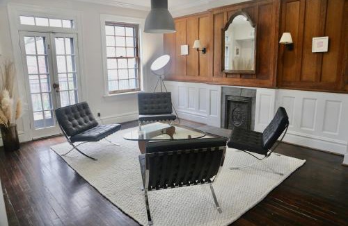 Central West End Villa | CWE Luxury La Maison Modern