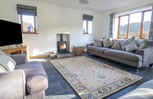 Pennant Melangell House | Cwmwr