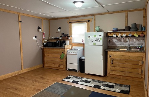 Mascoutah Cottage | CWR Cottage - A cozy cottage in a quiet country setting