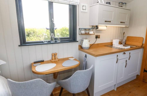 Llanfachraeth Cottage | Cwt Y Rhos