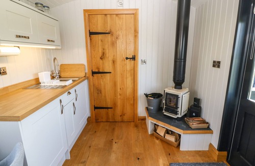 Llanfachraeth Cottage | Cwt Y Rhos