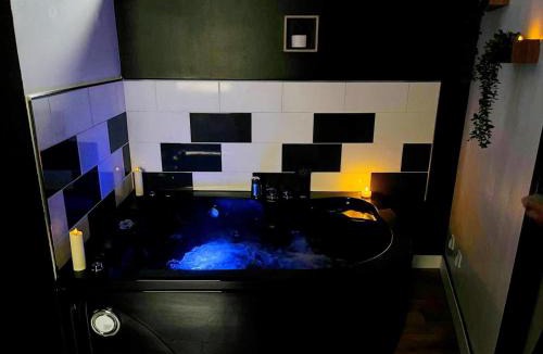 La Celle-sous-Gouzon Hotel | CY L'unique instant