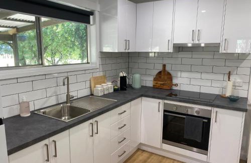 Wooragee House | Cycle on Star Lane