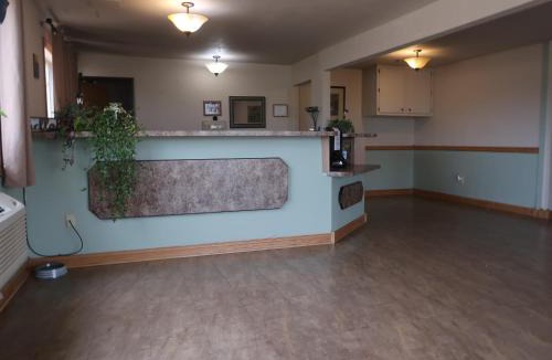 Harlan Hotel | Cyclone Lodge