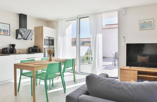 Olonne-sur-Mer Ski Chalet | Cygne - Jolie maison marais d'Olonne I JACUZZI