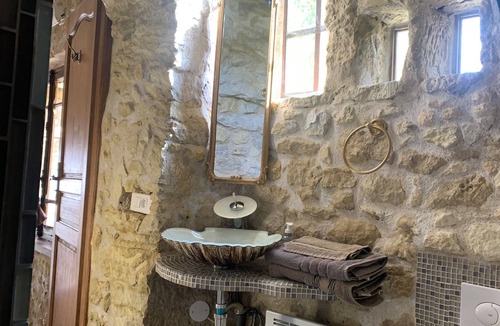 Civray-de-Touraine Apartment | Cygnet at 'Songbird Sanctuary' near Chenonceau